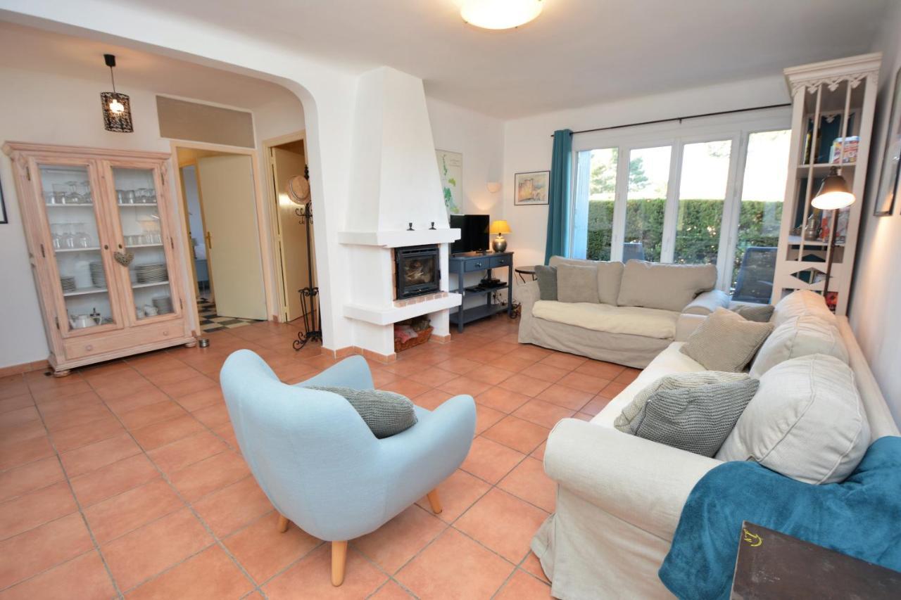 Villa In Comps With Private Pool And Airco Eksteriør billede